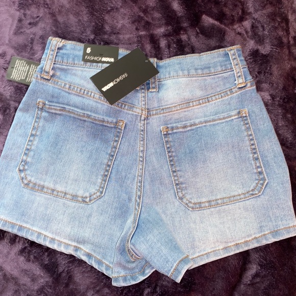 Fashion Nova Shorts - Picture 2 of 2